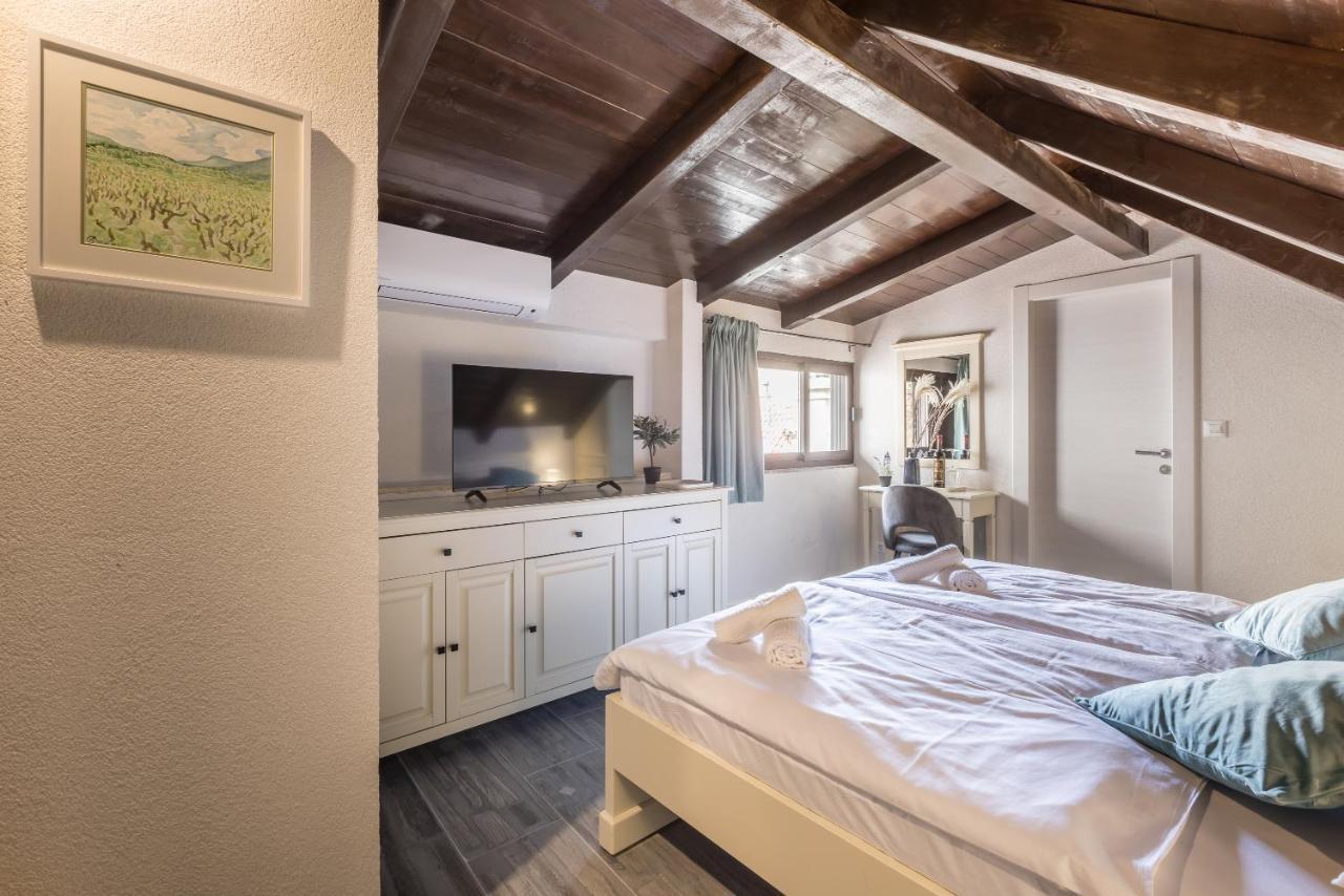 Old Town B&B Rooms Matusko スプリト エクステリア 写真