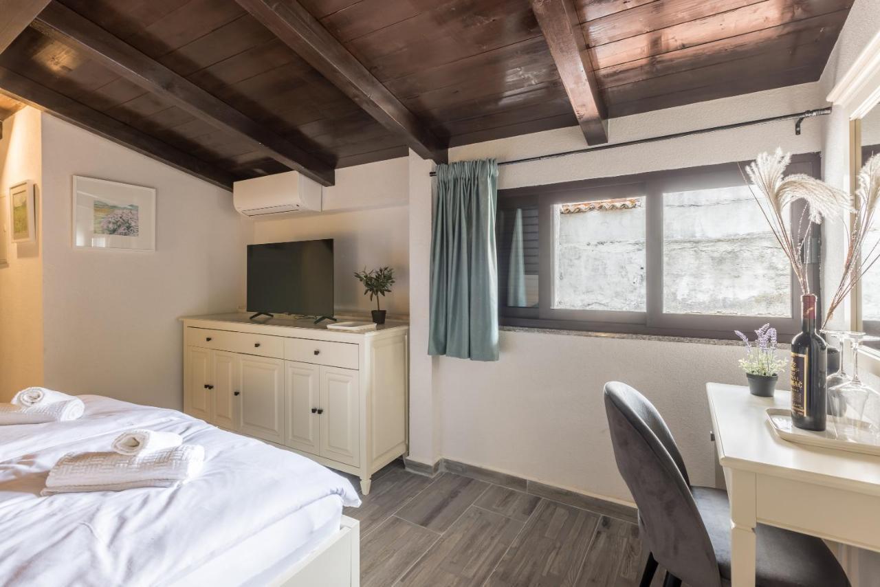 Old Town B&B Rooms Matusko スプリト エクステリア 写真