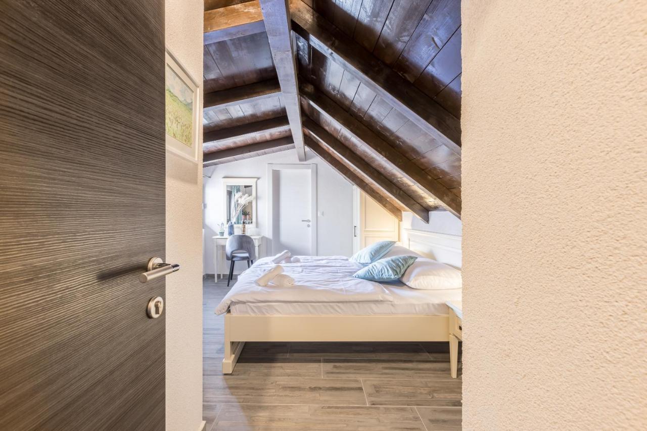 Old Town B&B Rooms Matusko スプリト エクステリア 写真
